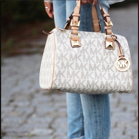 Michael Kors Handbags - 🏆HP🏆NWT Michael Kors LG Grayson Satchel